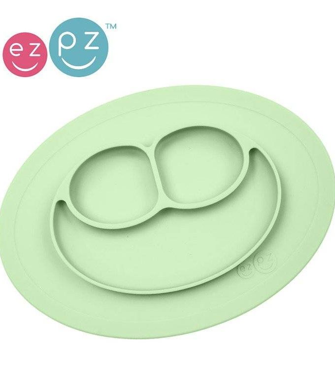 EZPZ silikoninė žalia lėkštė su ovaliu kilimėliu